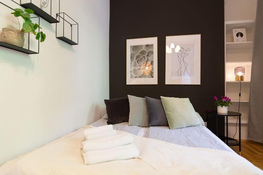 May C Studio W/Balcony Krakow Dış mekan fotoğraf